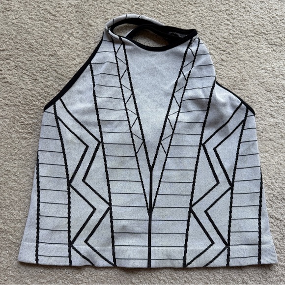 Womens BCBGeneration Black White Pattern Crop Knit Tank Top BCBG Sleeveless M/L - Picture 9 of 11